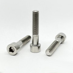 Titanový šroub M8x40 mm | Grade 5 | DIN 912 | inbus s válcovou hlavou